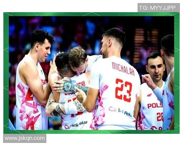 斯洛文尼亚对阵以色列足球赛事直播全程回顾与精彩瞬间分析